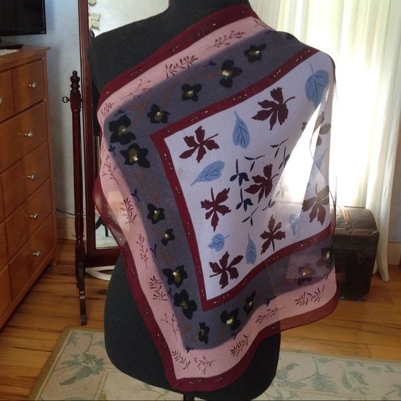 scarf - Picture 4 of 7